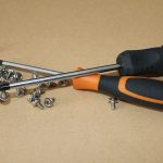 Jak zanurzyć się w klimacie historycznych realiów i odkryć lokale z duszą retro